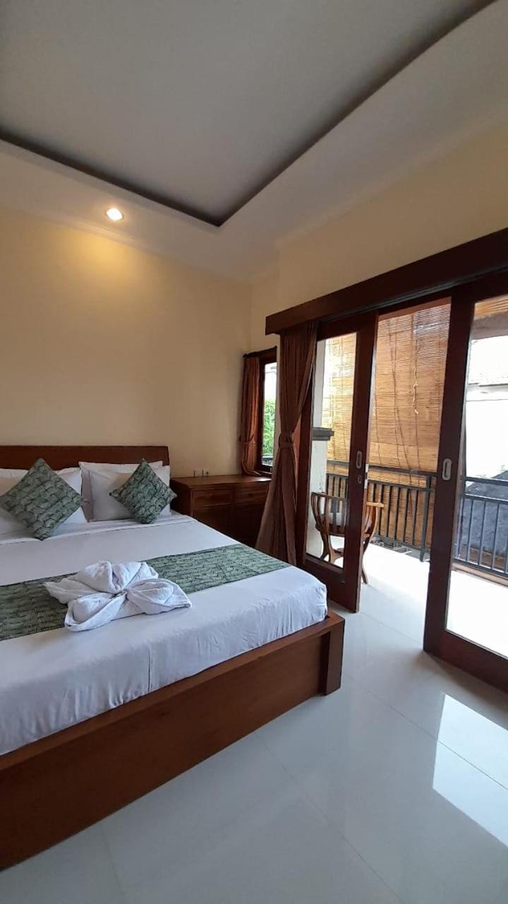 Nugraha Guesthouse 1 Ubud Buitenkant foto