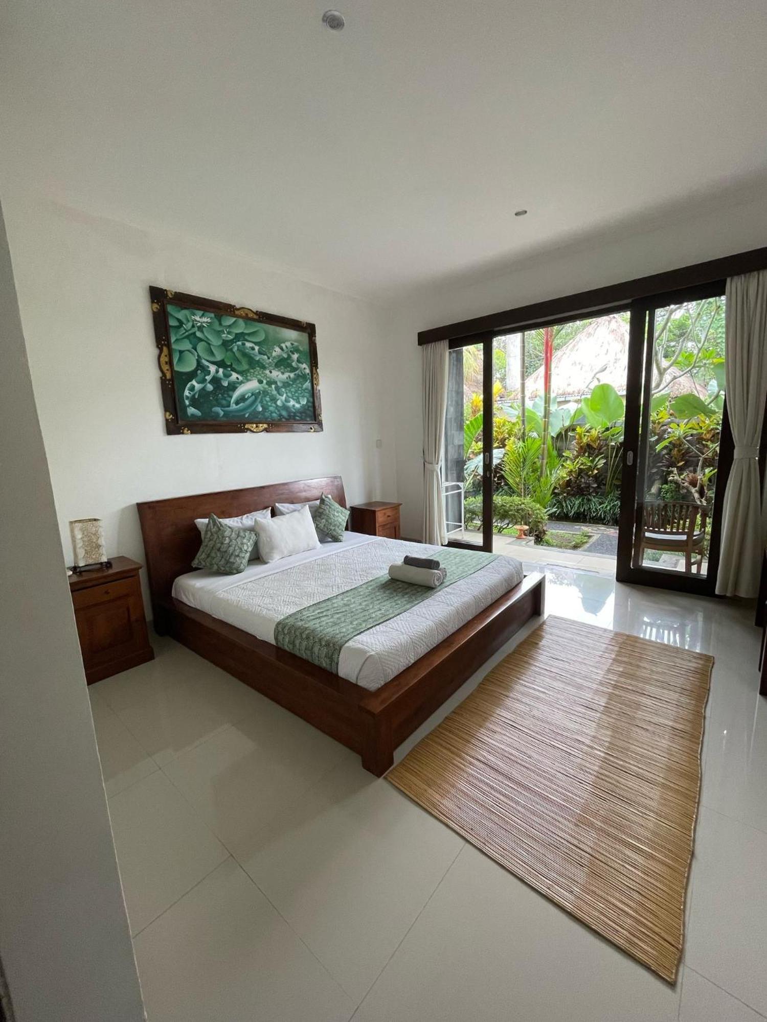 Nugraha Guesthouse 1 Ubud Buitenkant foto